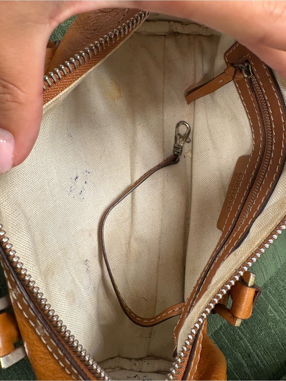 Michael Kors Tan Leather Barrel Handbag- vintage - Picture 7 of 8